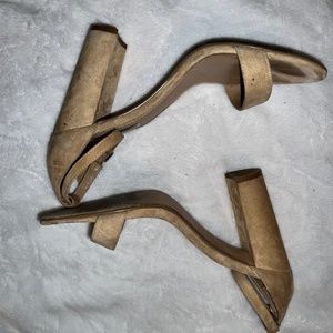 Steve Madden nude size 11 heels
